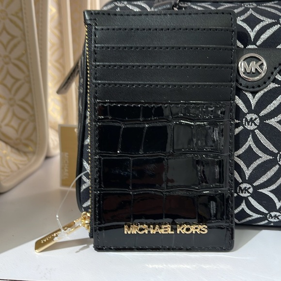 MICHAEL KORS JET SET TRAVEL MEDIUM TZ CARD CASE IN BLACK CROCODILE 
NWT - Picture 16 of 16